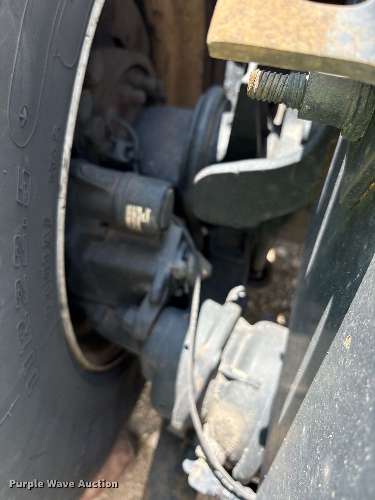 image for item YA0702 2018 International LT625 semi truck