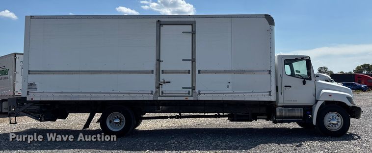 image for item YA0747 2019 Hino 268 box truck