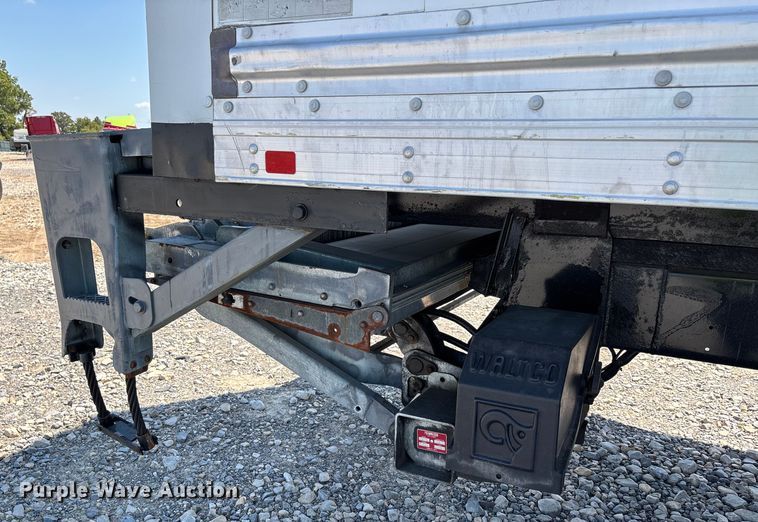 image for item YA0747 2019 Hino 268 box truck