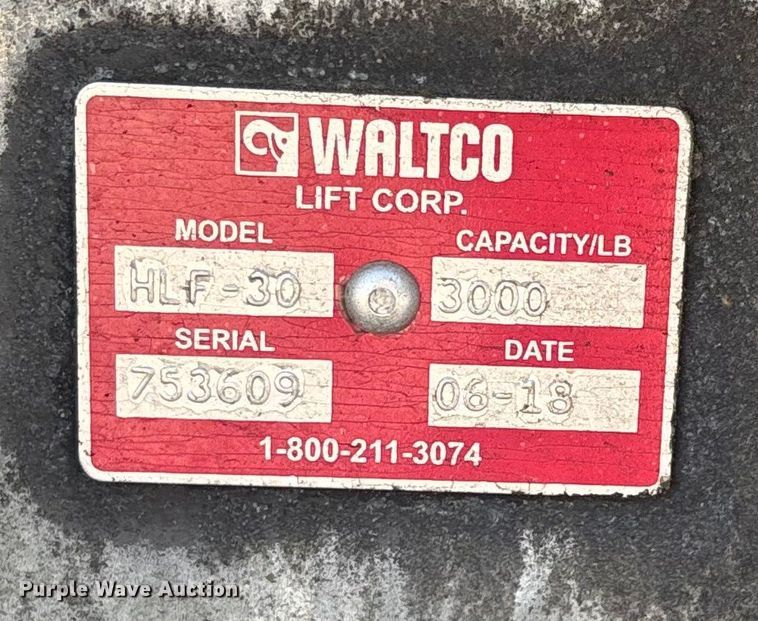 image for item YA0747 2019 Hino 268 box truck