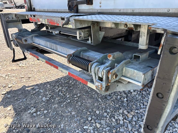 image for item YA0747 2019 Hino 268 box truck