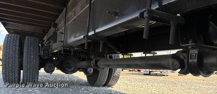 image for item YA0747 2019 Hino 268 box truck