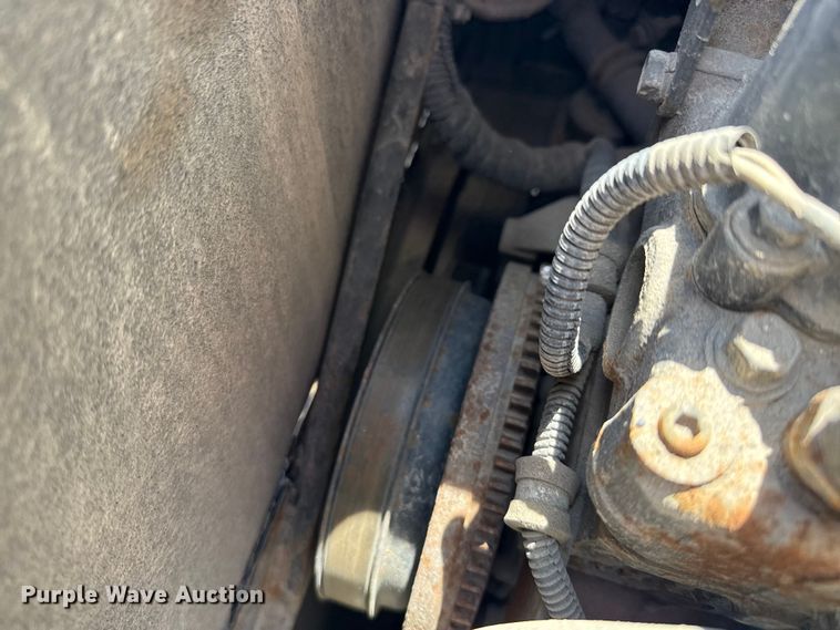 image for item YA0751 2017 Kenworth T680 semi truck