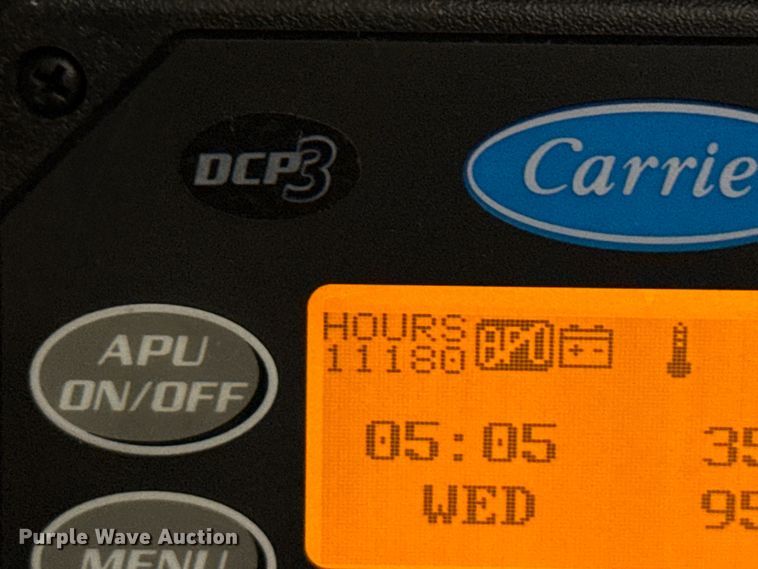 image for item YA0751 2017 Kenworth T680 semi truck