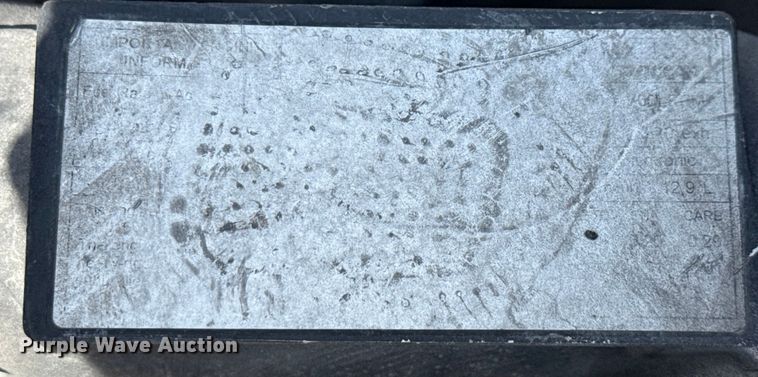 image for item YA0751 2017 Kenworth T680 semi truck