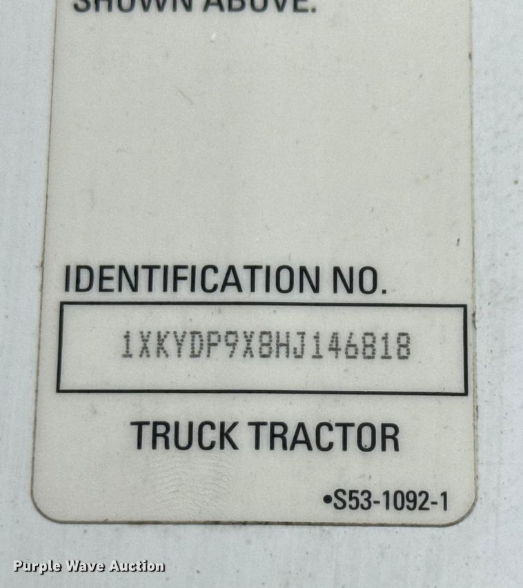 image for item YA0751 2017 Kenworth T680 semi truck