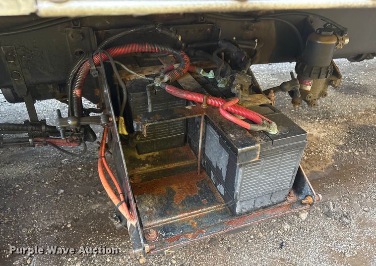 image for item YA0785 2018 International 4300 box truck