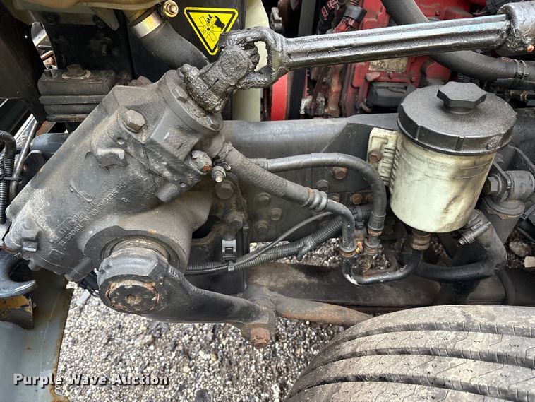 image for item YA0785 2018 International 4300 box truck