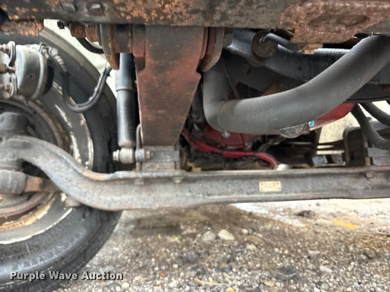 image for item YA0785 2018 International 4300 box truck