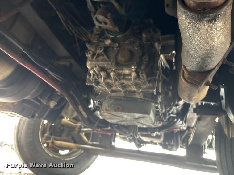 image for item YA0785 2018 International 4300 box truck