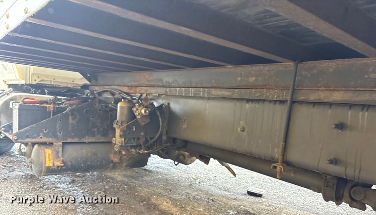 image for item YA0785 2018 International 4300 box truck