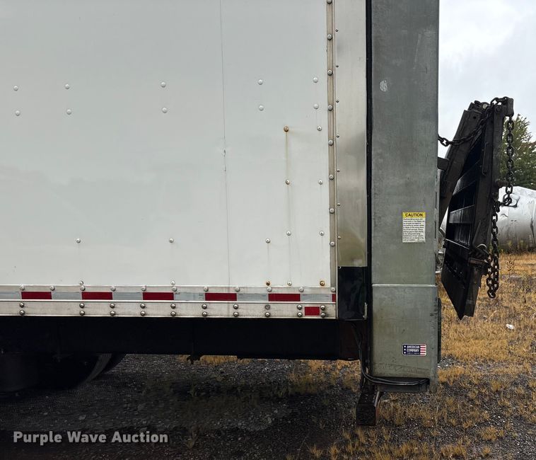 image for item YA0785 2018 International 4300 box truck