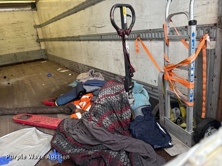 image for item YA0785 2018 International 4300 box truck