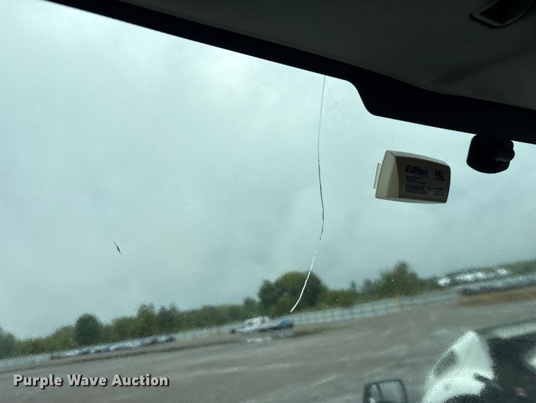 image for item YA0785 2018 International 4300 box truck