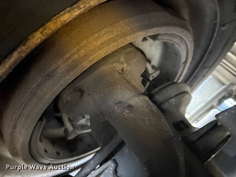 image for item YA0785 2018 International 4300 box truck