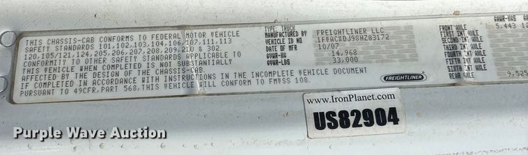 image for item YA0832 2008 Freightliner Business Class M2 truck cab and chassis