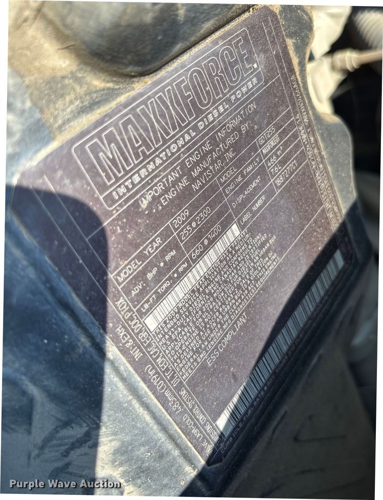 image for item YA0836 2010 International 4300 truck cab and chassis