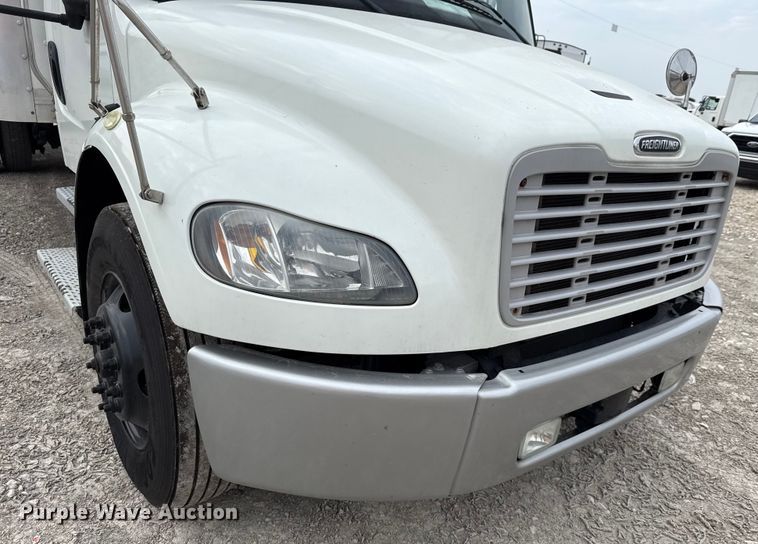 image for item YA0862 2018 Freightliner Business Class M2 box truck