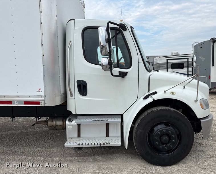 image for item YA0862 2018 Freightliner Business Class M2 box truck