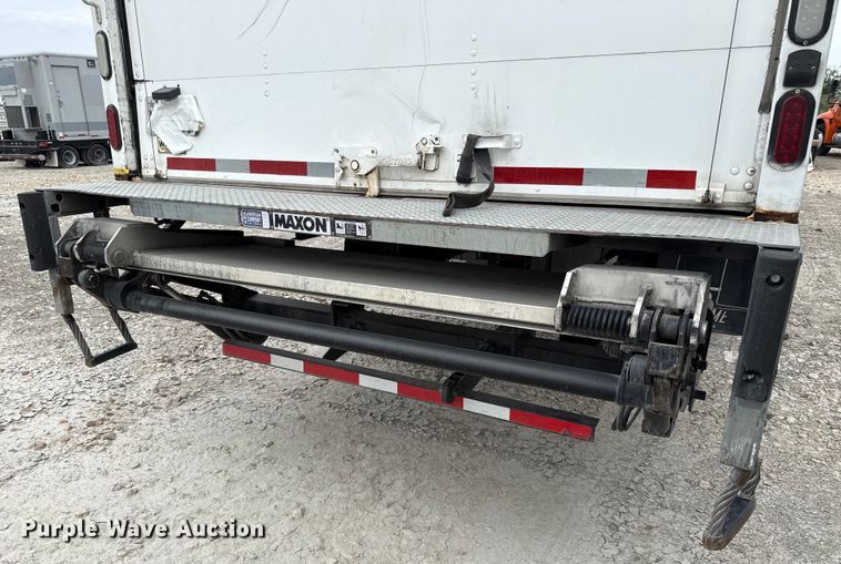 image for item YA0862 2018 Freightliner Business Class M2 box truck