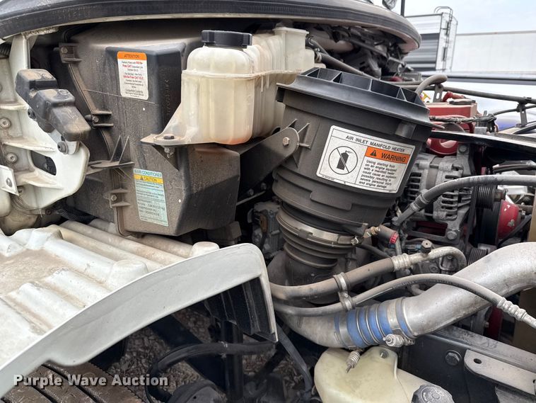 image for item YA0862 2018 Freightliner Business Class M2 box truck