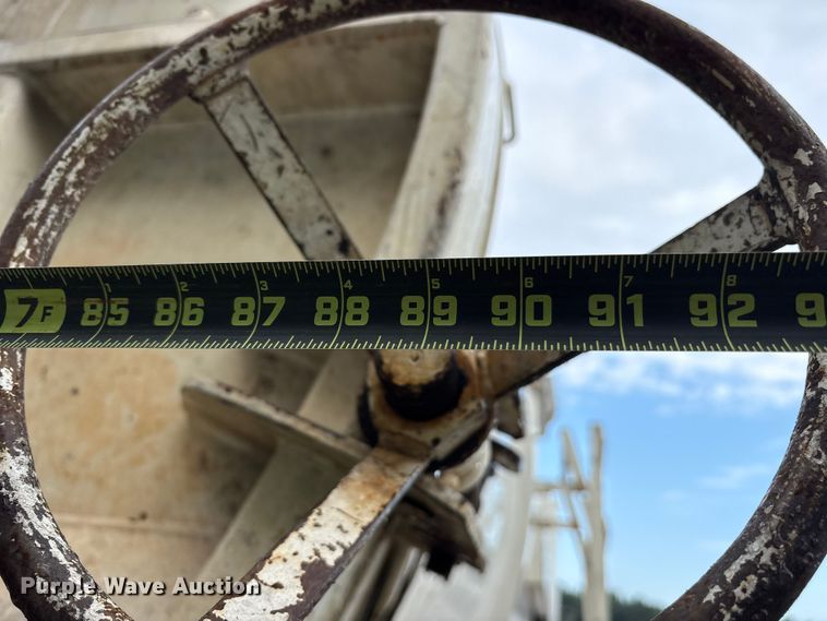 image for item YA0940 2000 Sterling L9500 vacuum truck