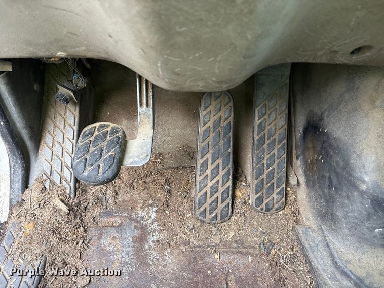 image for item YA0940 2000 Sterling L9500 vacuum truck