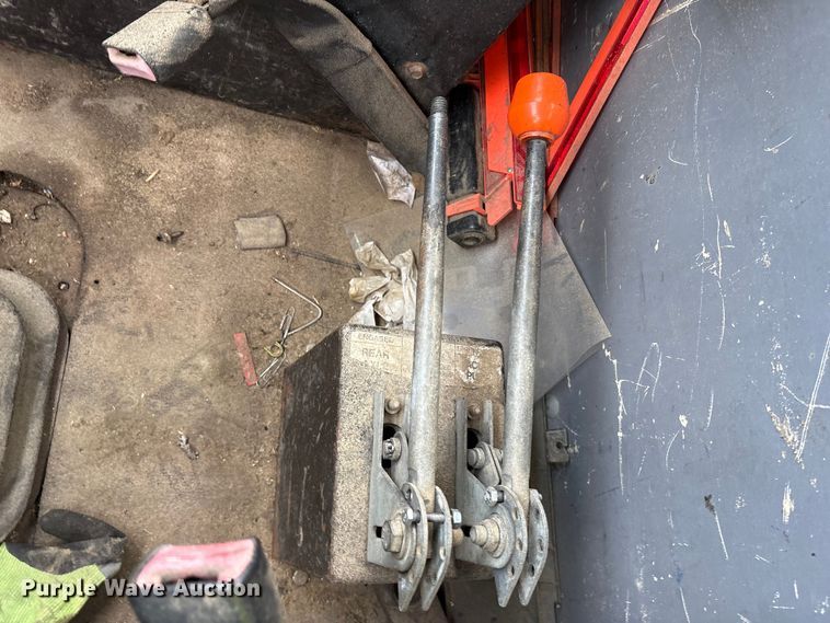 image for item YA0940 2000 Sterling L9500 vacuum truck