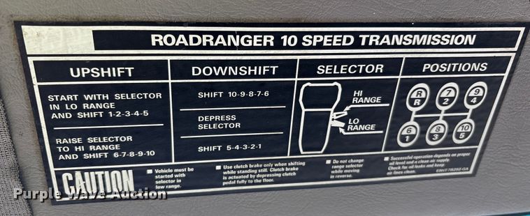 image for item YA0940 2000 Sterling L9500 vacuum truck