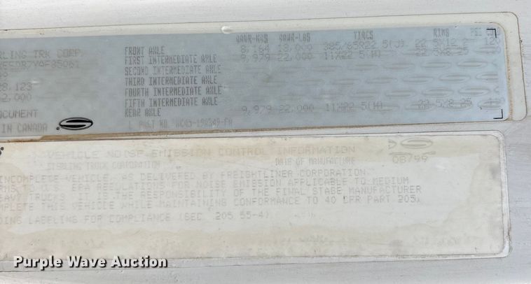 image for item YA0940 2000 Sterling L9500 vacuum truck