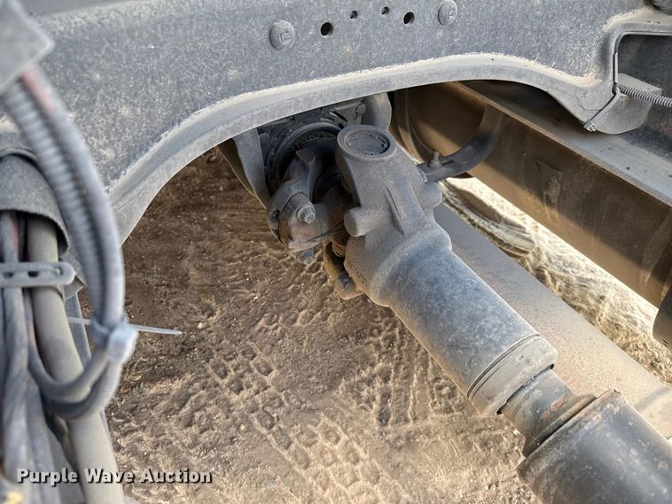 image for item YA0977 2020 Kenworth T680 semi truck