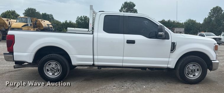 image for item DJ7776 2020 Ford F250 Super Duty SuperCab pickup truck