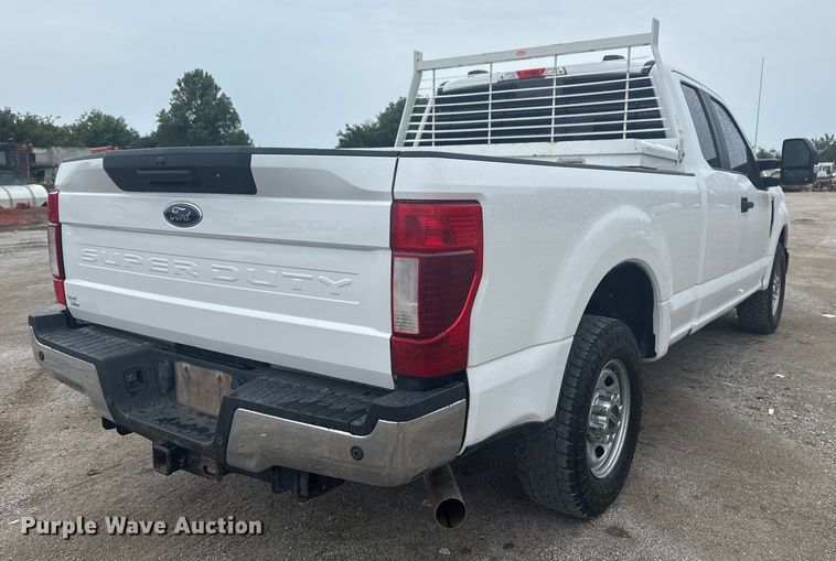 image for item DJ7776 2020 Ford F250 Super Duty SuperCab pickup truck