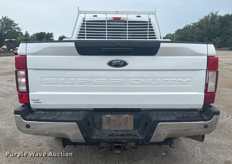 image for item DJ7776 2020 Ford F250 Super Duty SuperCab pickup truck