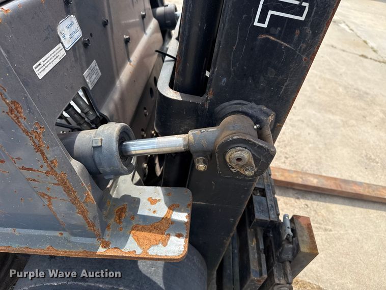 image for item DJ7785 Toyota 5FGC25 forklift