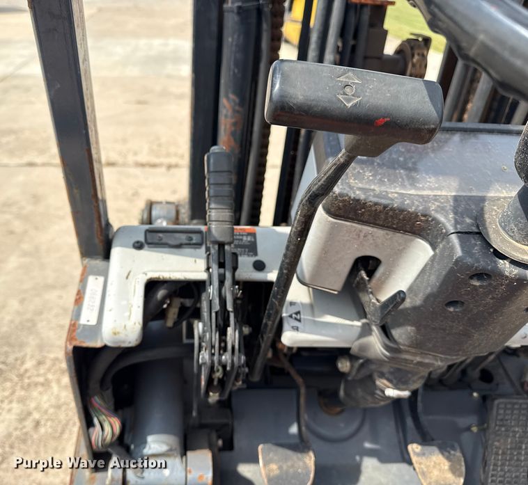 image for item DJ7785 Toyota 5FGC25 forklift
