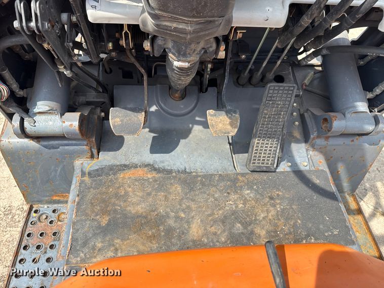 image for item DJ7785 Toyota 5FGC25 forklift