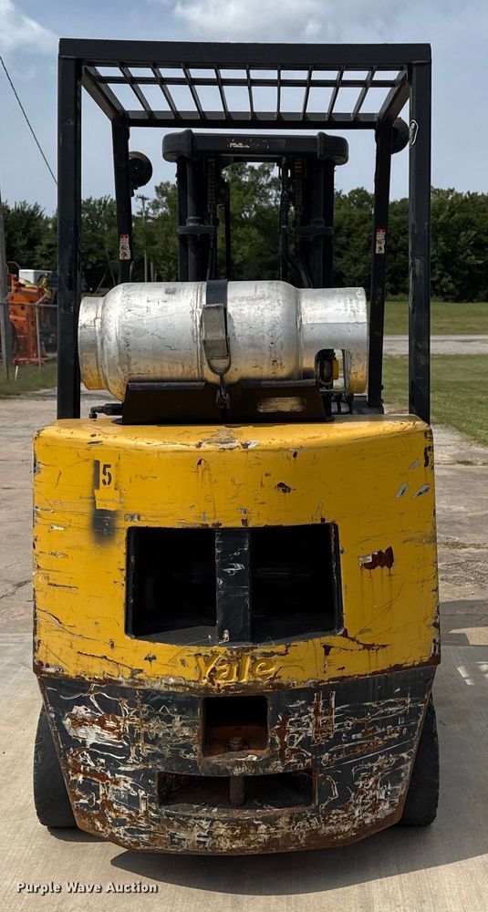 image for item DJ7787 2004 Yale GLC050RGNUAE084 forklift