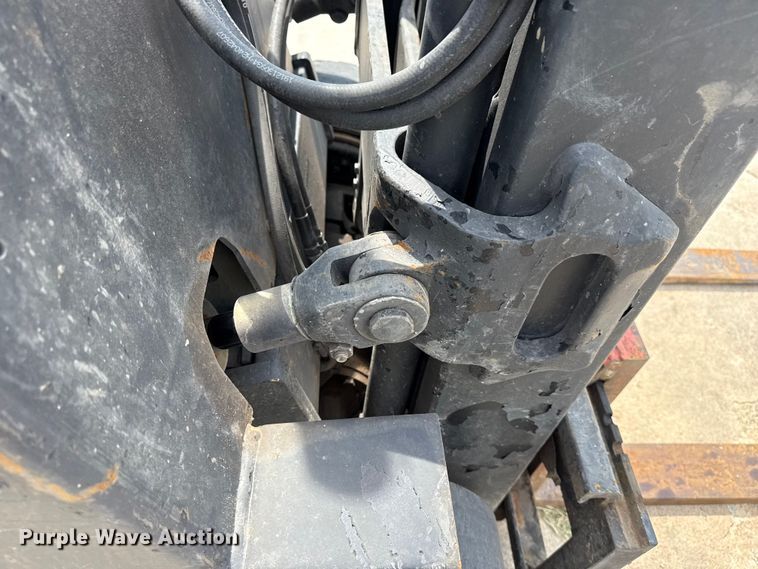 image for item DJ7787 2004 Yale GLC050RGNUAE084 forklift