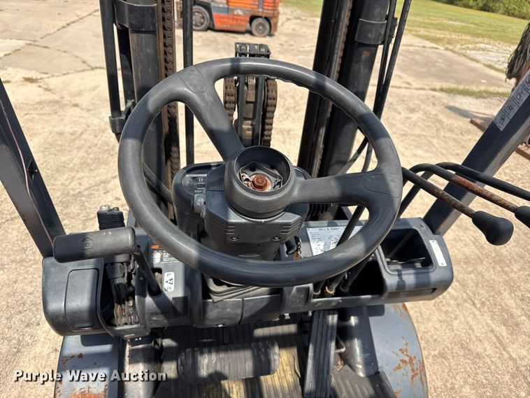 image for item DJ7788 1999 Toyota 42-6FGCU25 forklift