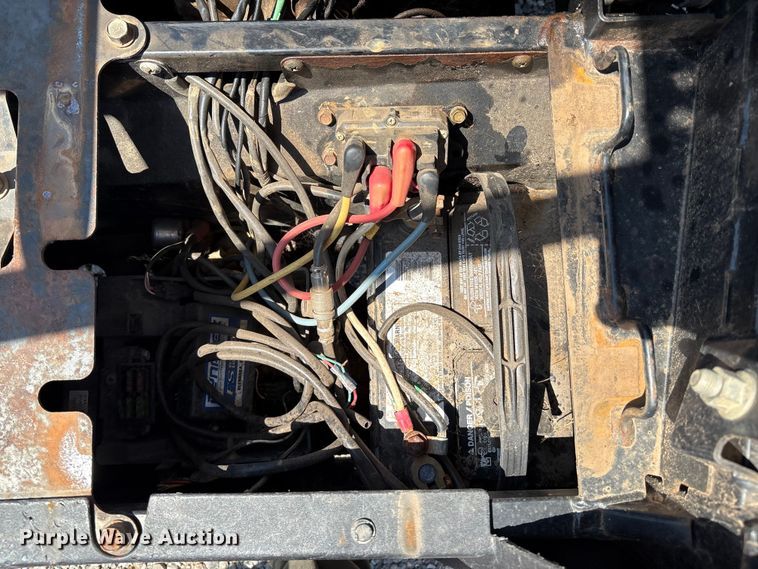 image for item DO1204 2008 Kawasaki Teryx LE utility vehicle