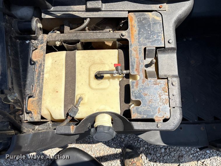 image for item DO1204 2008 Kawasaki Teryx LE utility vehicle