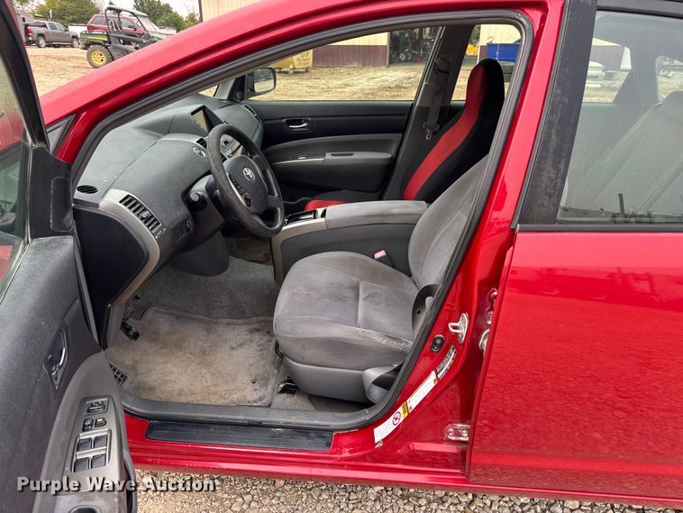 image for item DO2233 2006 Toyota Prius 