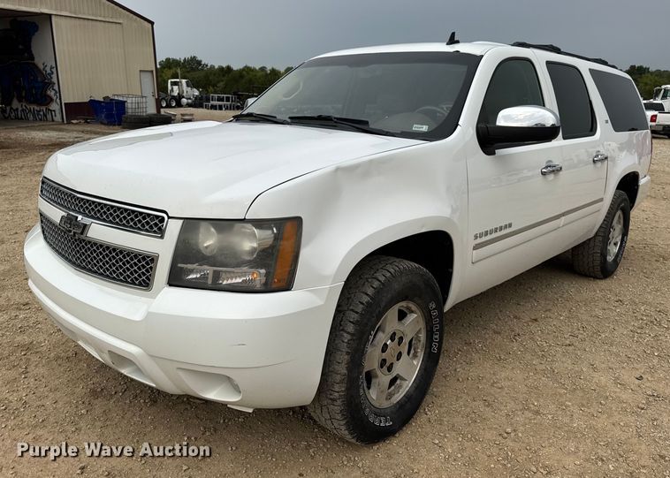 image for item DO2234 2011 Chevrolet Suburban 1500 SUV