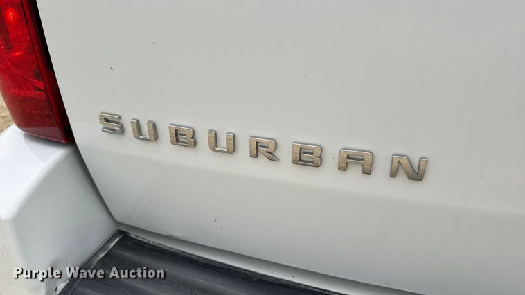 image for item DO2234 2011 Chevrolet Suburban 1500 SUV