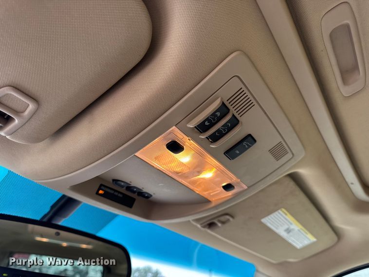 image for item DO2234 2011 Chevrolet Suburban 1500 SUV