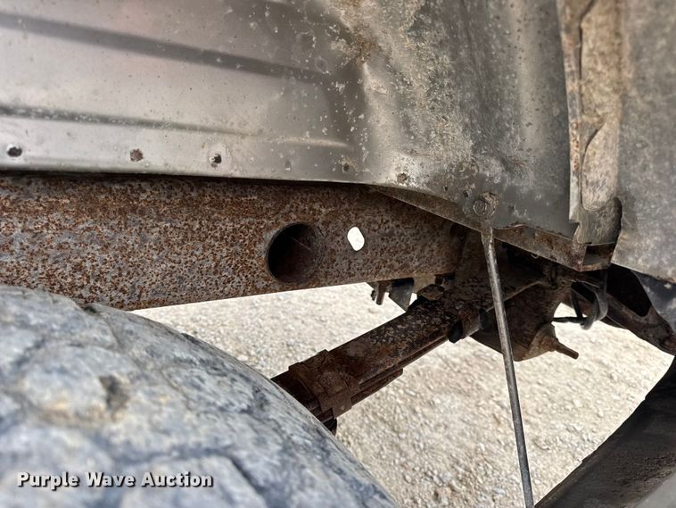 image for item DO2235 2001 Chevrolet Silverado 1500 Ext. Cab pickup truck