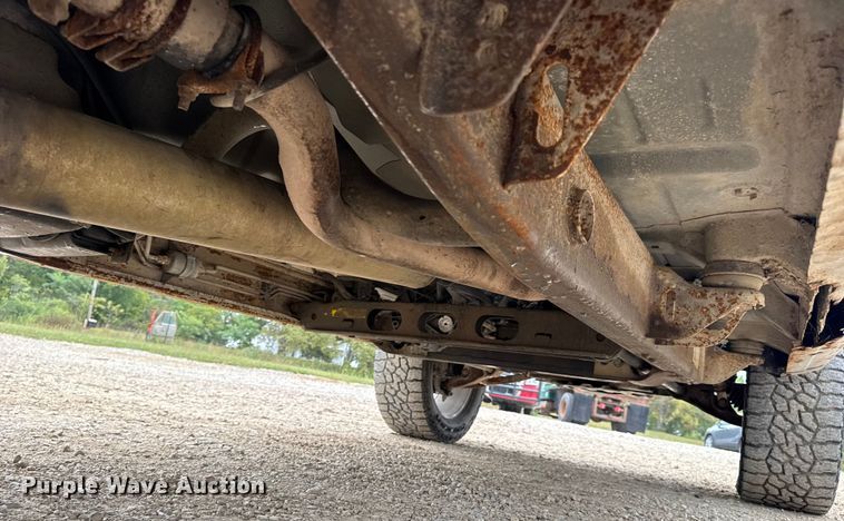 image for item DO2235 2001 Chevrolet Silverado 1500 Ext. Cab pickup truck