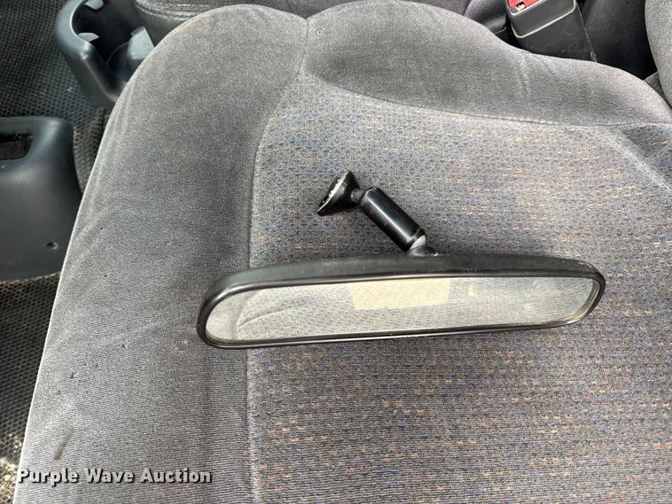 image for item DO2235 2001 Chevrolet Silverado 1500 Ext. Cab pickup truck