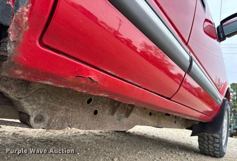 image for item DO2237 2000 Chevrolet Blazer LS SUV